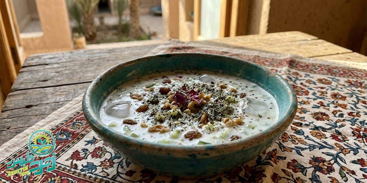 طرز تهیه آب دوغ خیار